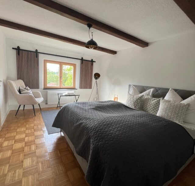 Schlafzimmer 1OG